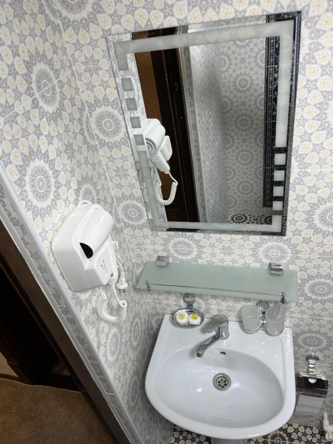 Hotel Grand Marakand Самарканд Екстериор снимка